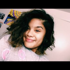 Meet your Posher, Gabriella